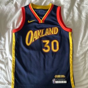 Curry Golden State Warriors basketball jersey